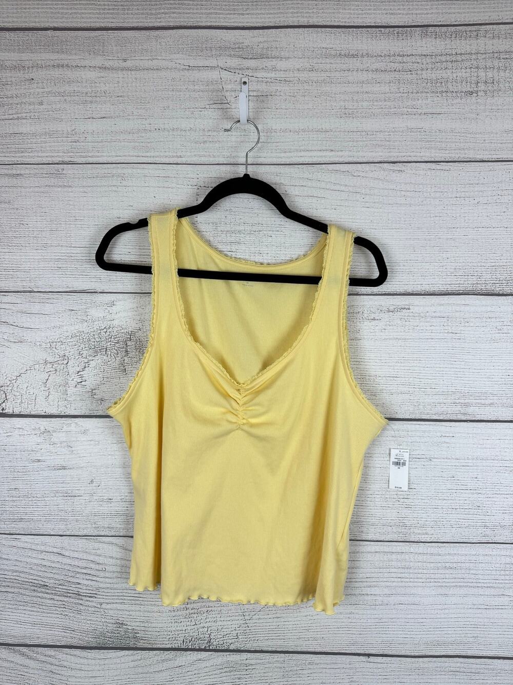 Old Navy Plus Size Yellow Ribbed Lace Trim Tank Top Size 2X